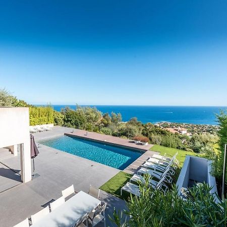 Vue Panoramique Sur La Baie De St Tropez Villa Les Issambres Exterior photo