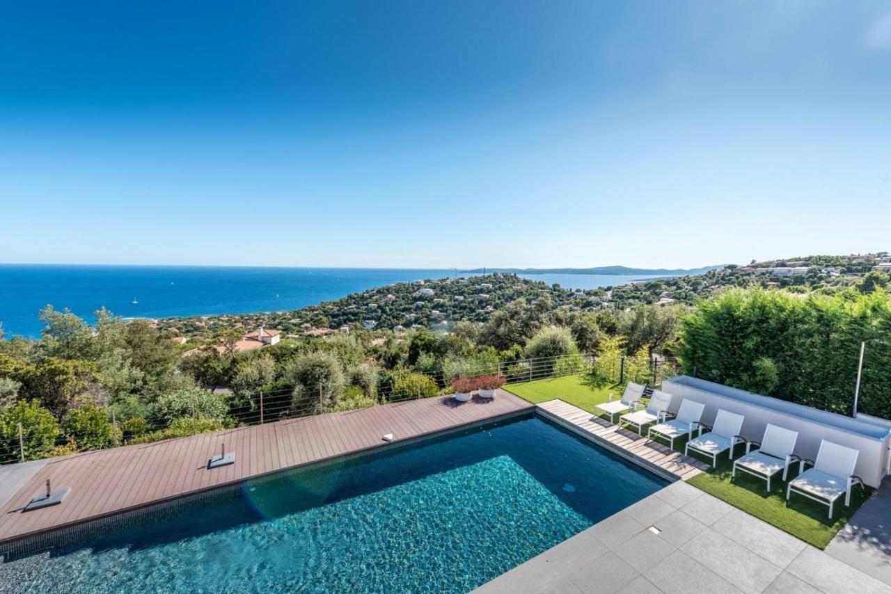 Vue Panoramique Sur La Baie De St Tropez Villa Les Issambres Exterior photo